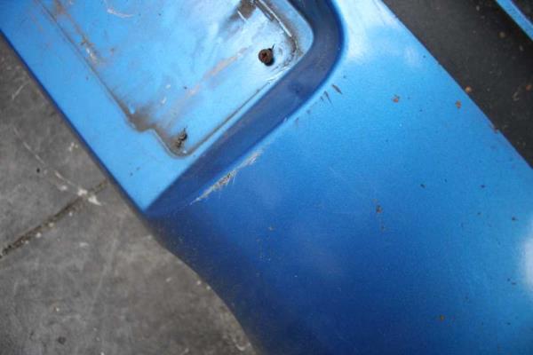 PARE CHOC ARRIERE SUZUKI WAGON R - Vue 5